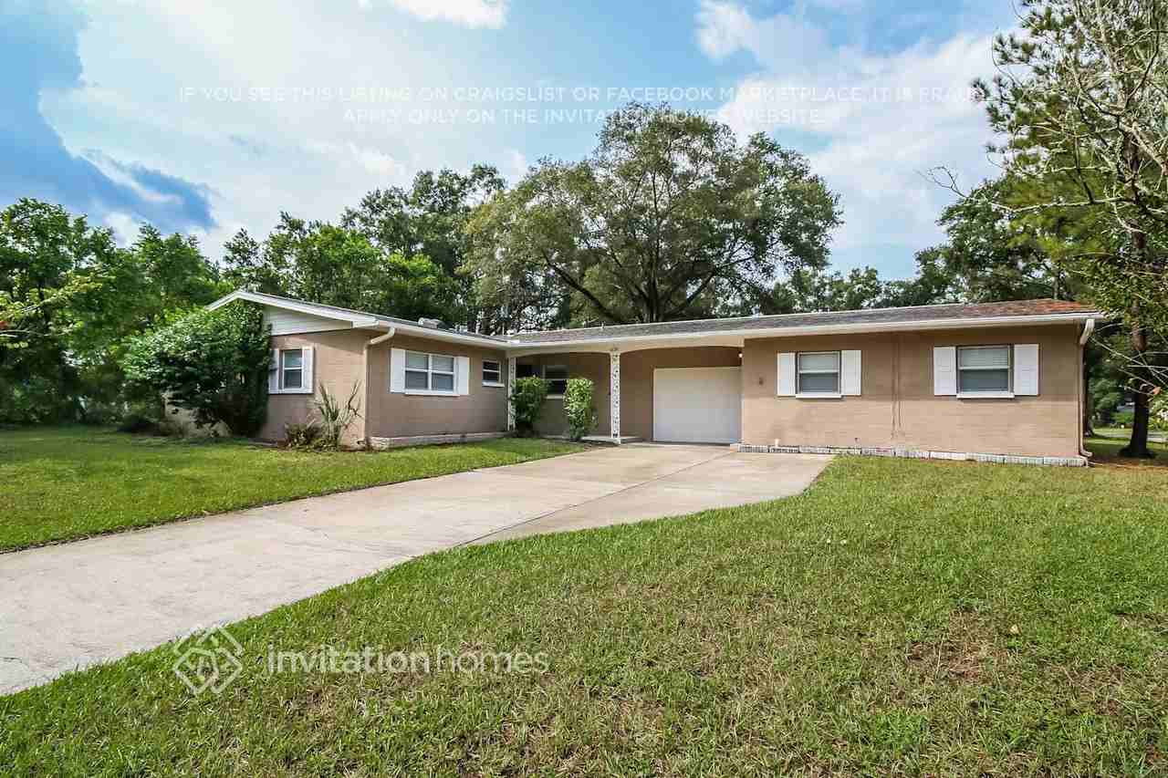 630 Holland Ave - Photo 2 of 21