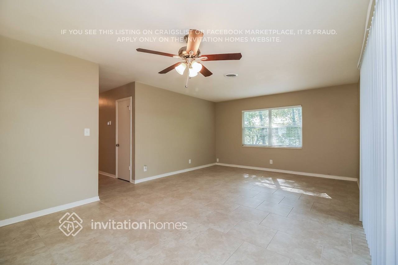 630 Holland Ave - Photo 5 of 21