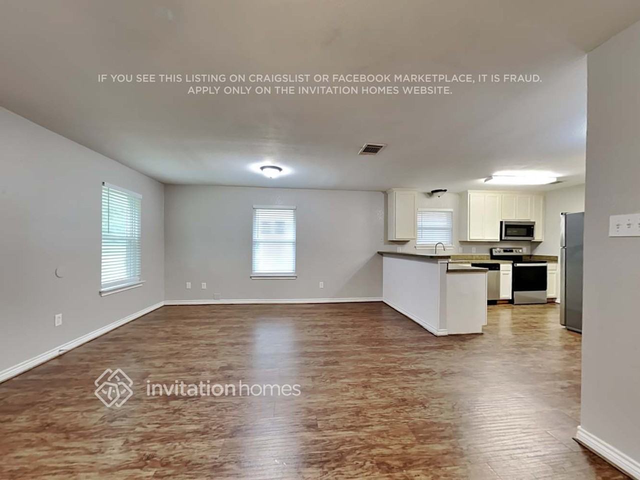 107 Cook St - Photo 3 of 18