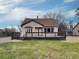 featured image of 9307 Nordica Ave