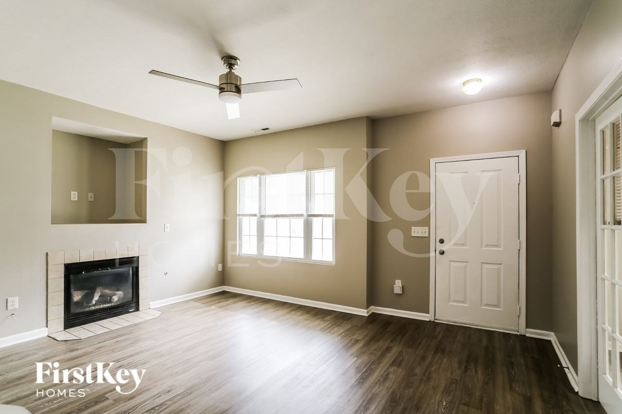 5886 Winchester Pike - Photo 6 of 19