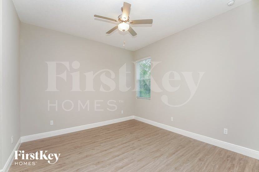 2420 San Filippo Dr Se - Photo 7 of 16