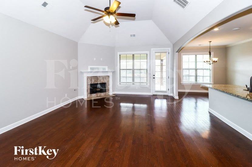 2453 Crimson Ridge Ln - Photo 3 of 15