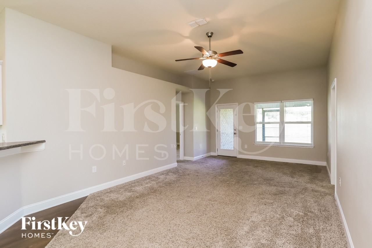 78109 Saddle Rock Rd - Photo 2 of 15