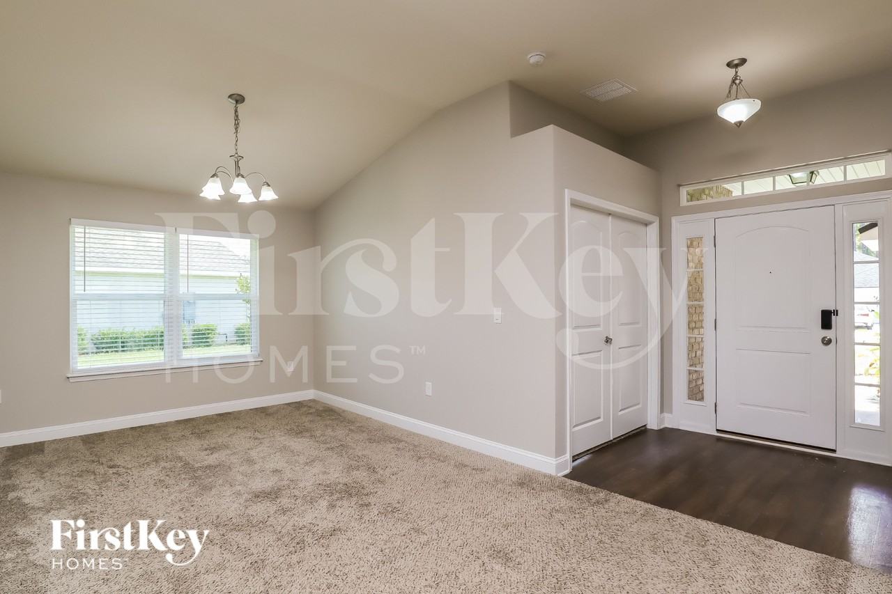 78109 Saddle Rock Rd - Photo 3 of 15