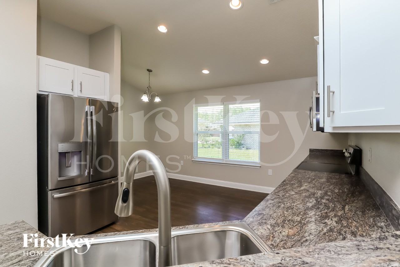 78109 Saddle Rock Rd - Photo 4 of 15