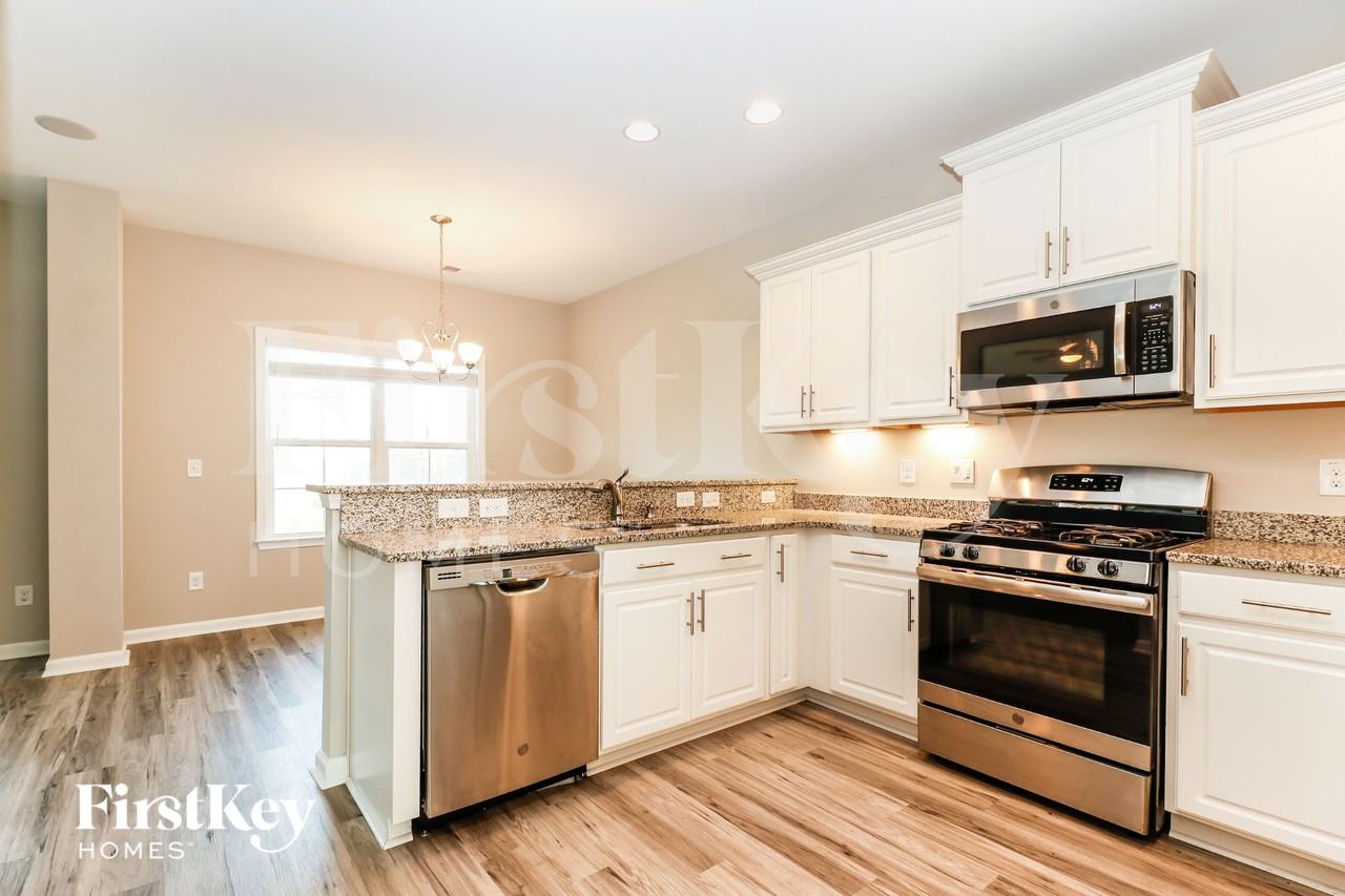 244 Saxony Loop - Photo 6 of 15