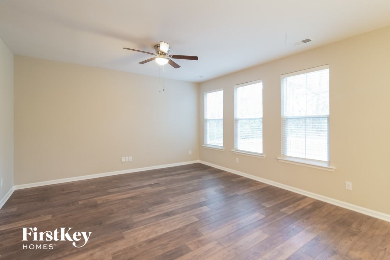 109 Ashley Bluffs Rd - Photo 3 of 15