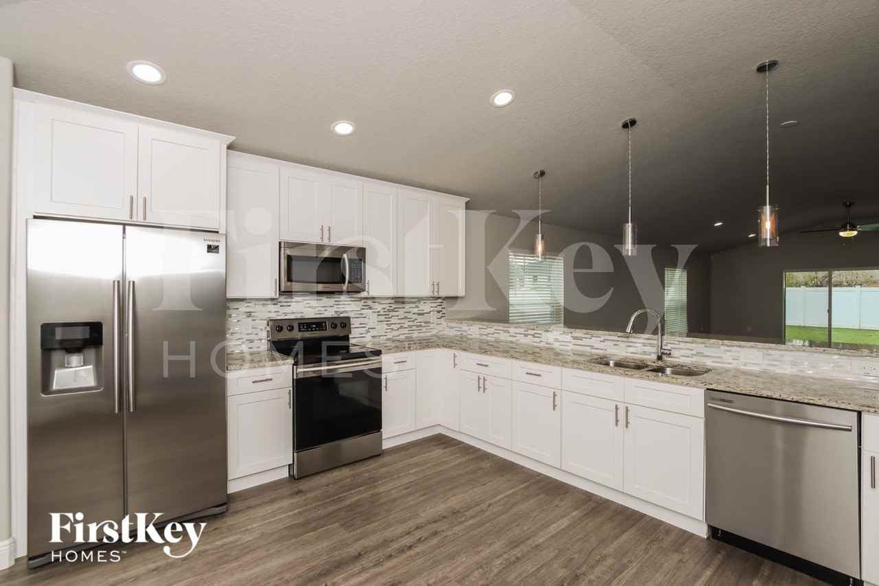 298 Ontario St Nw - Photo 5 of 15