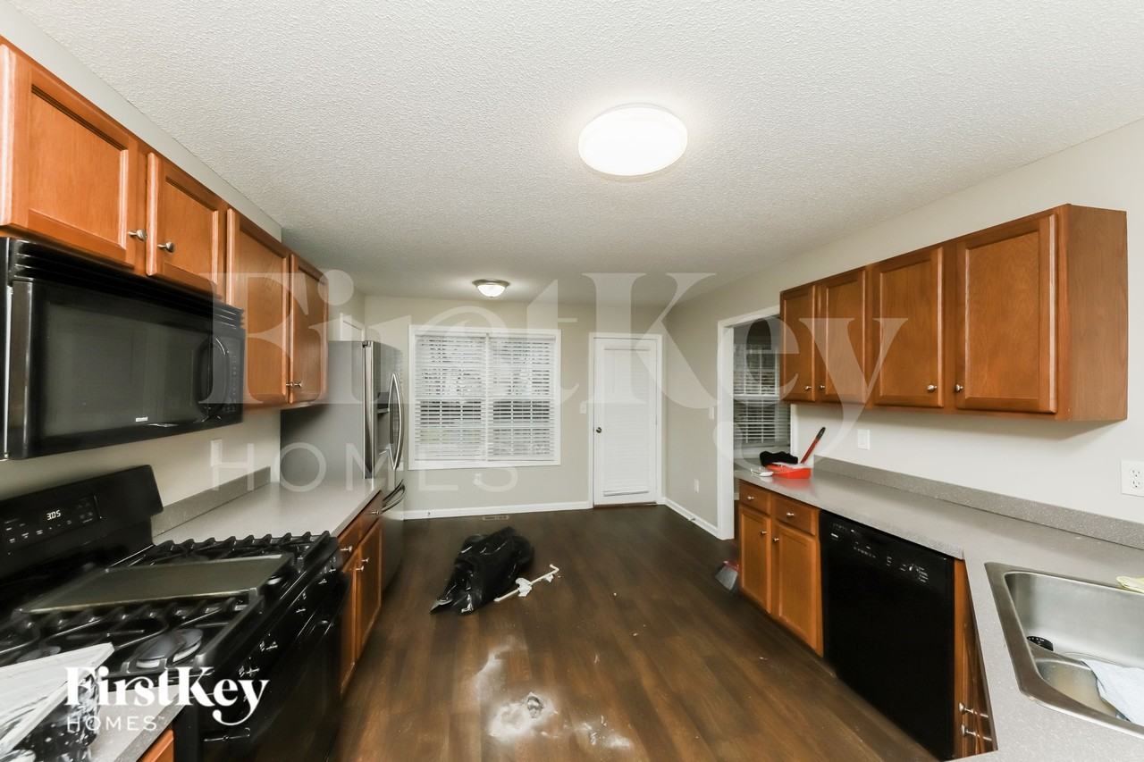 37 Legend Creek Cv - Photo 6 of 15