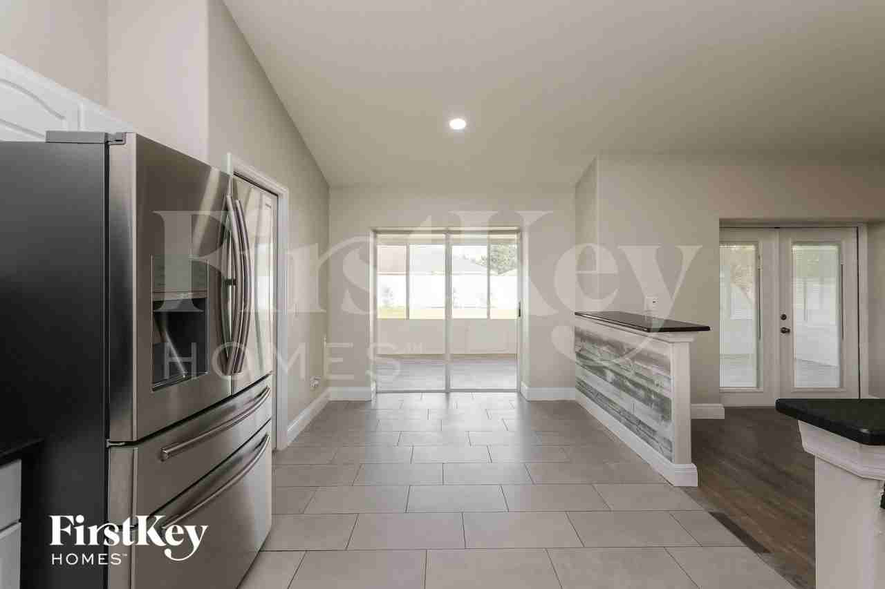 7536 Regents Garden Way - Photo 6 of 15