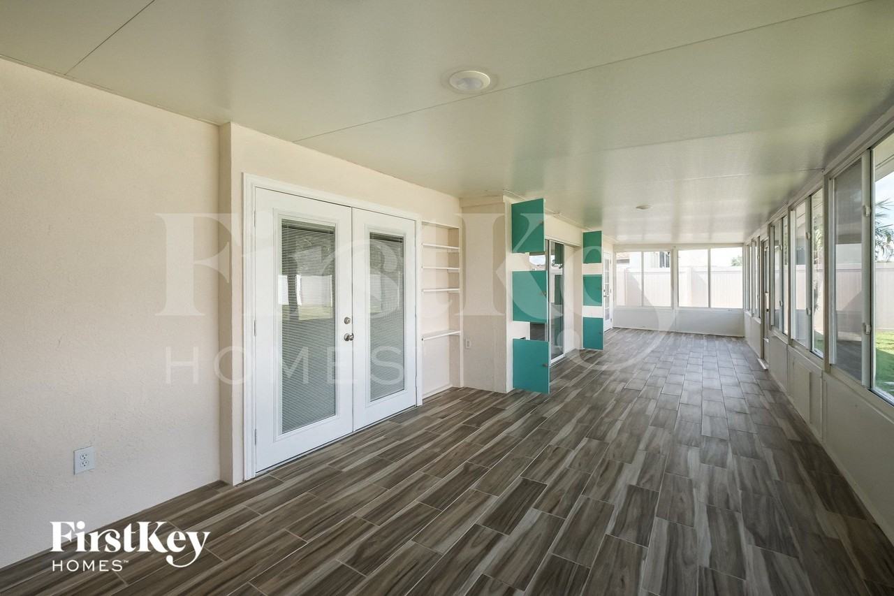 7536 Regents Garden Way - Photo 7 of 15