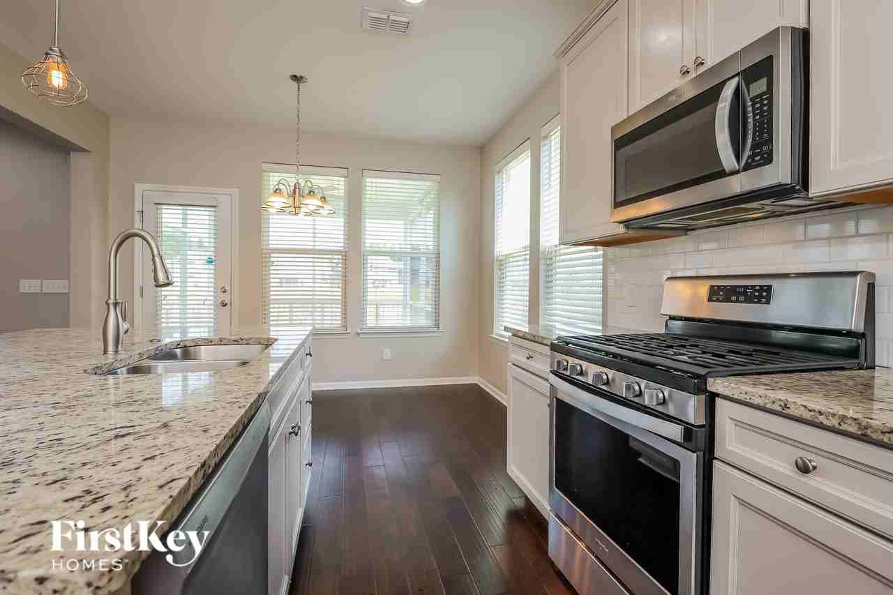 437 Northern Red Oak Dr - Photo 7 of 15