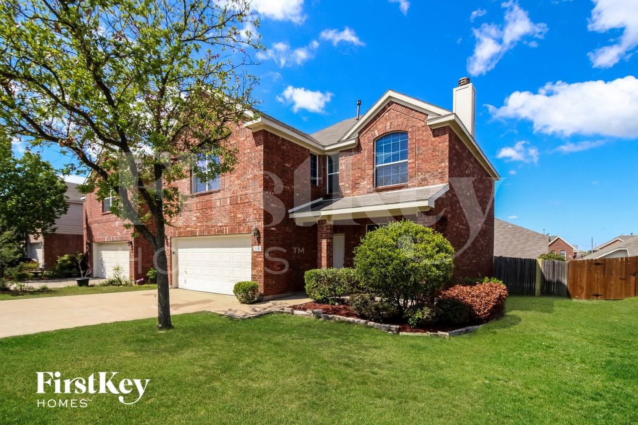 9921 Shelburne Rd - Photo 2 of 15