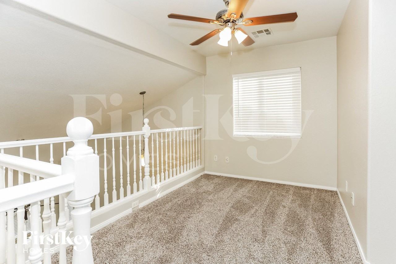 9512 Quitman Ave - Photo 6 of 15