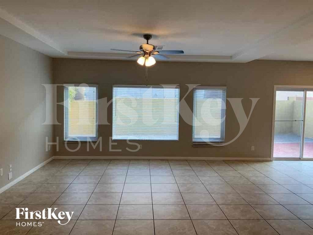 7248 Sierra Moon Ct - Photo 2 of 18