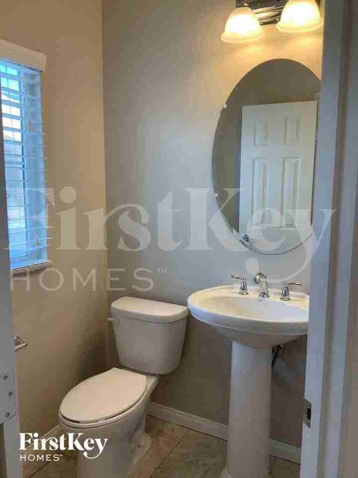 7248 Sierra Moon Ct - Photo 6 of 18