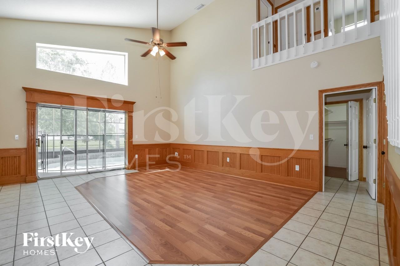 870 Stonechapel Ct - Photo 3 of 19
