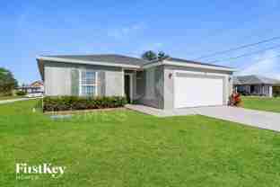 511 Sw Nadell Ave - Photo 1 of 1