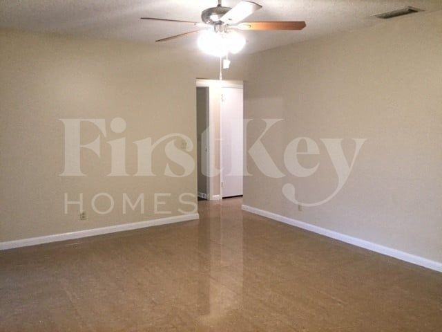 4317 Honeysuckle Ave - Photo 6 of 21