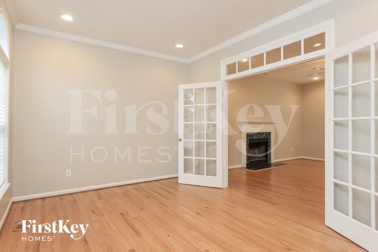 3802 Northumberland Dr - Photo 7 of 15
