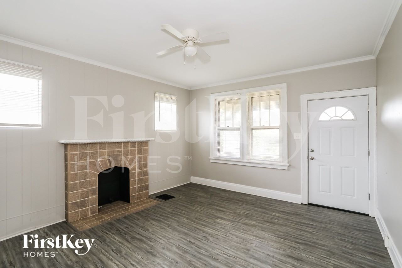 3414 Corrine Ave - Photo 3 of 19