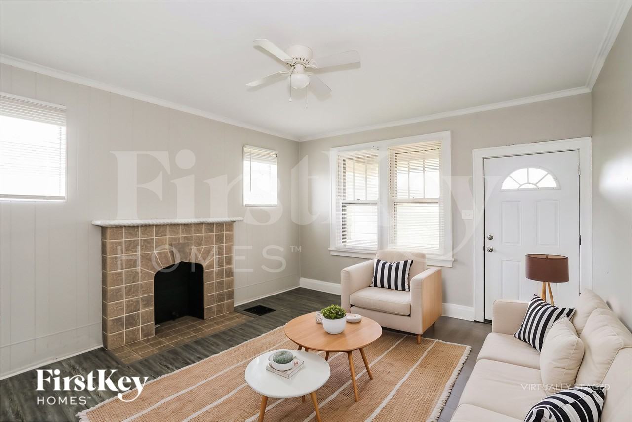 3414 Corrine Ave - Photo 4 of 19