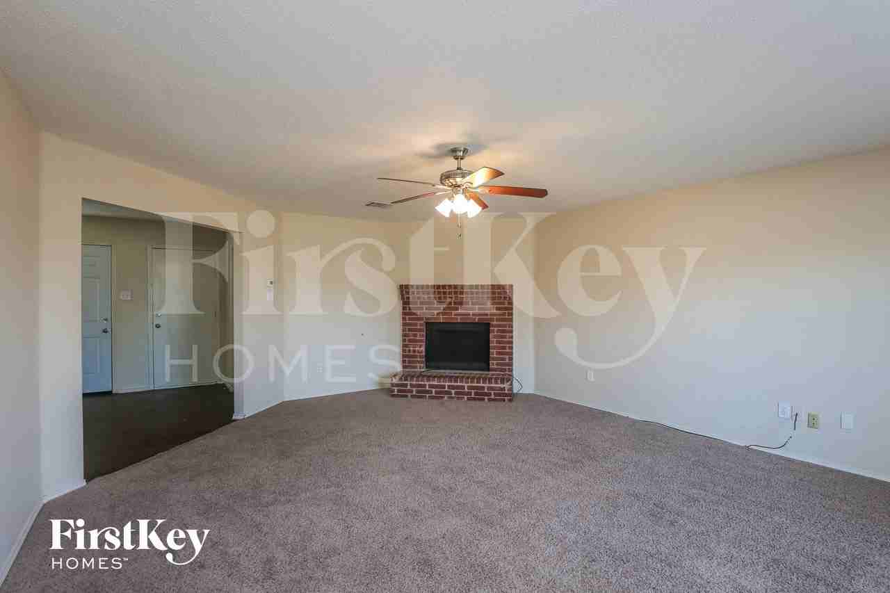 2900 Ocean Dr - Photo 5 of 15