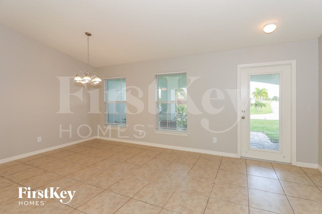 2616 Nw 1st Pl - Photo 2 of 15