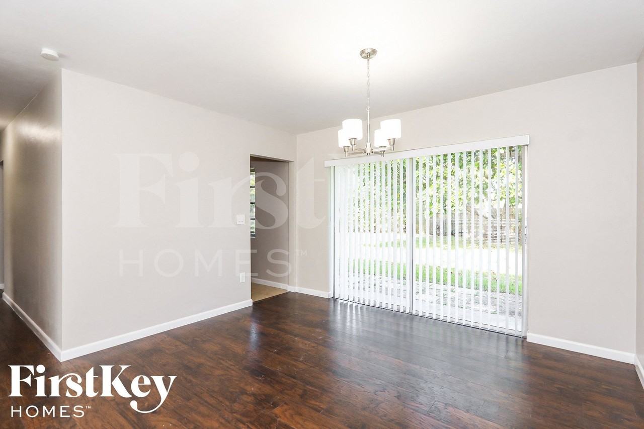 16025 Swave - Photo 4 of 15