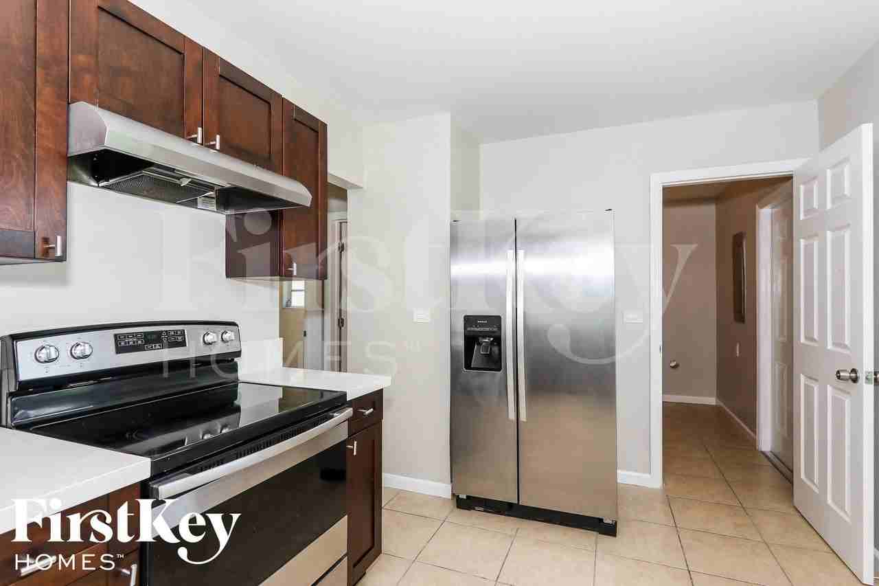 16025 Swave - Photo 6 of 15