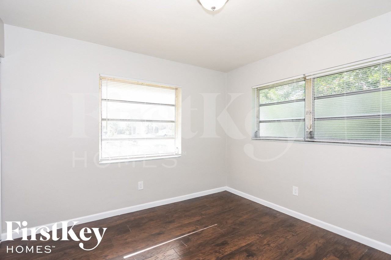 16025 Swave - Photo 7 of 15