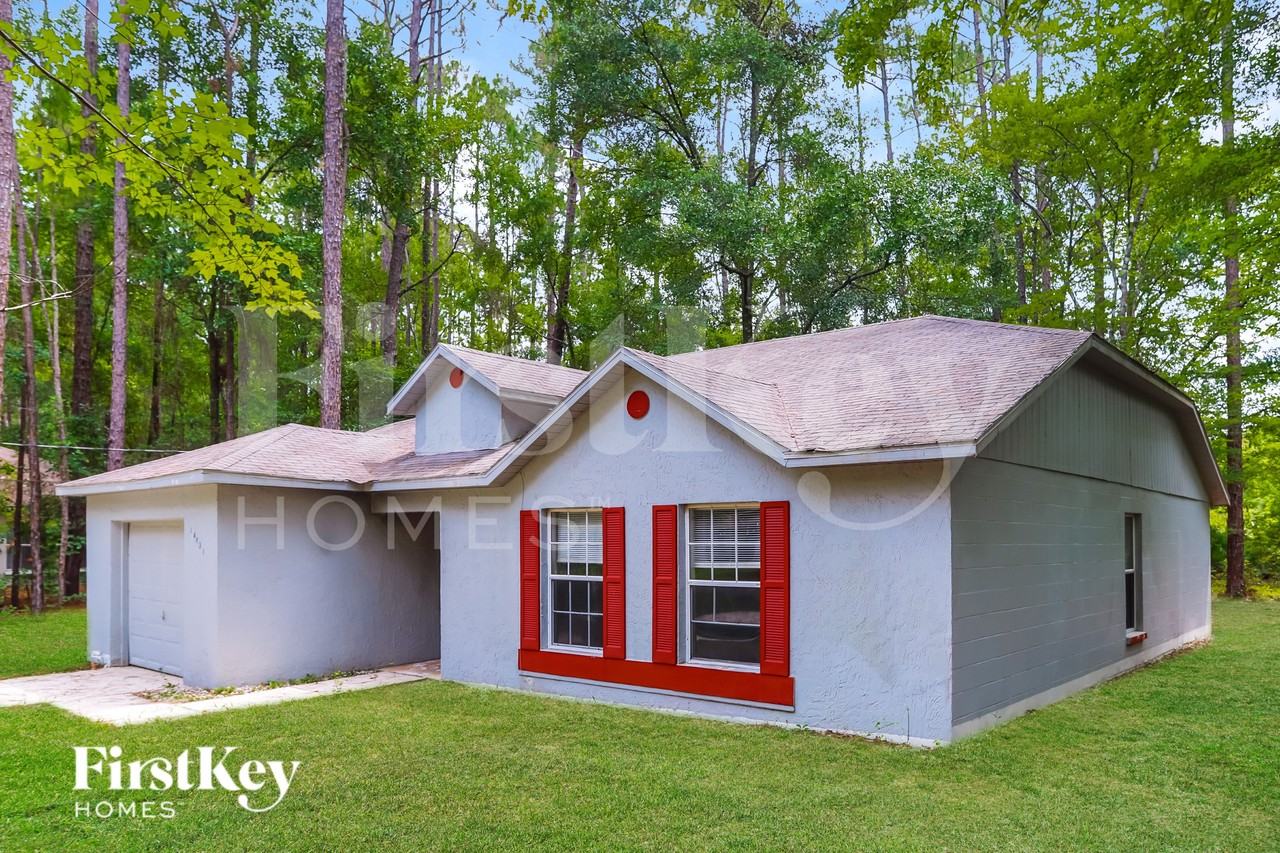 14831 Se 25th Ave - Photo 2 of 16