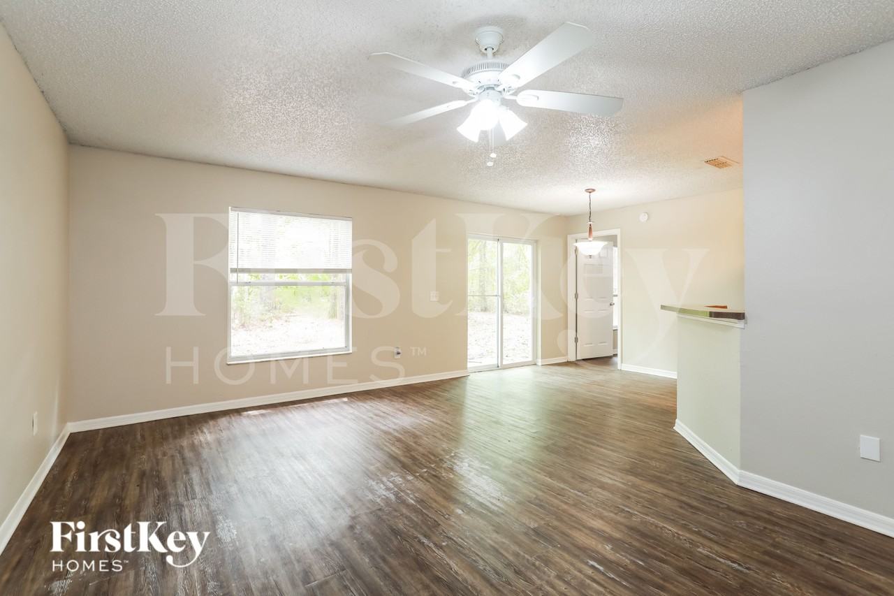 14831 Se 25th Ave - Photo 4 of 16