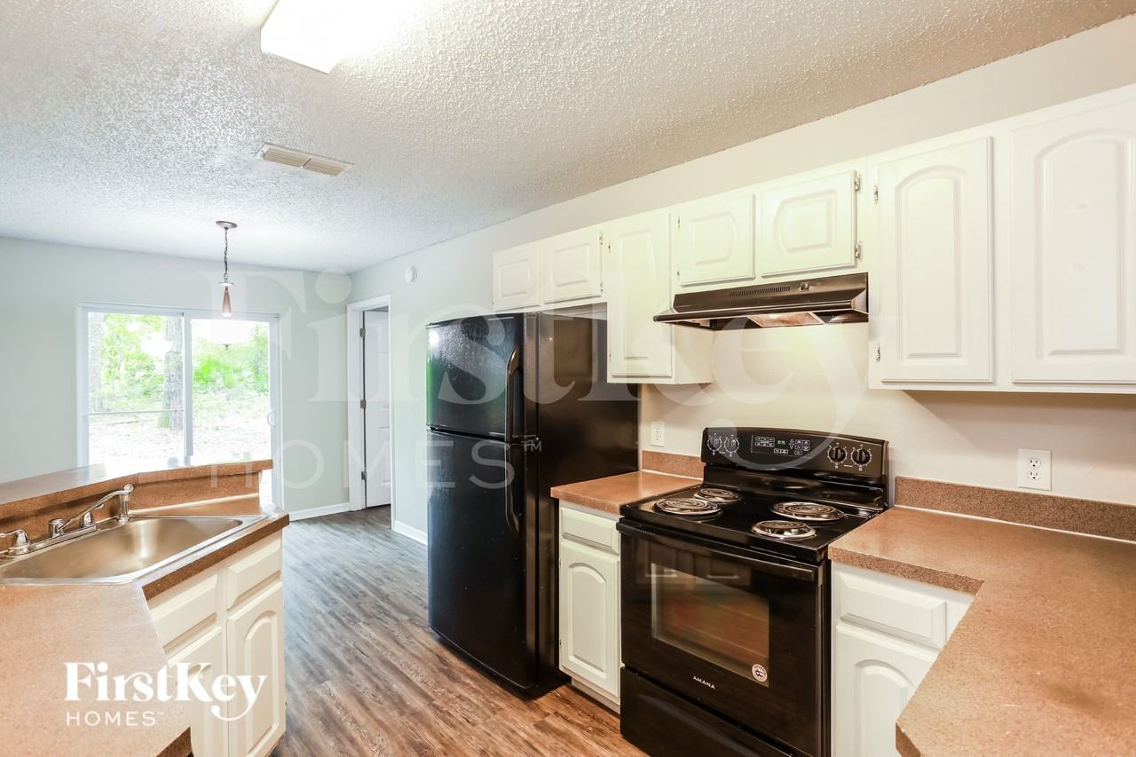 14831 Se 25th Ave - Photo 5 of 16