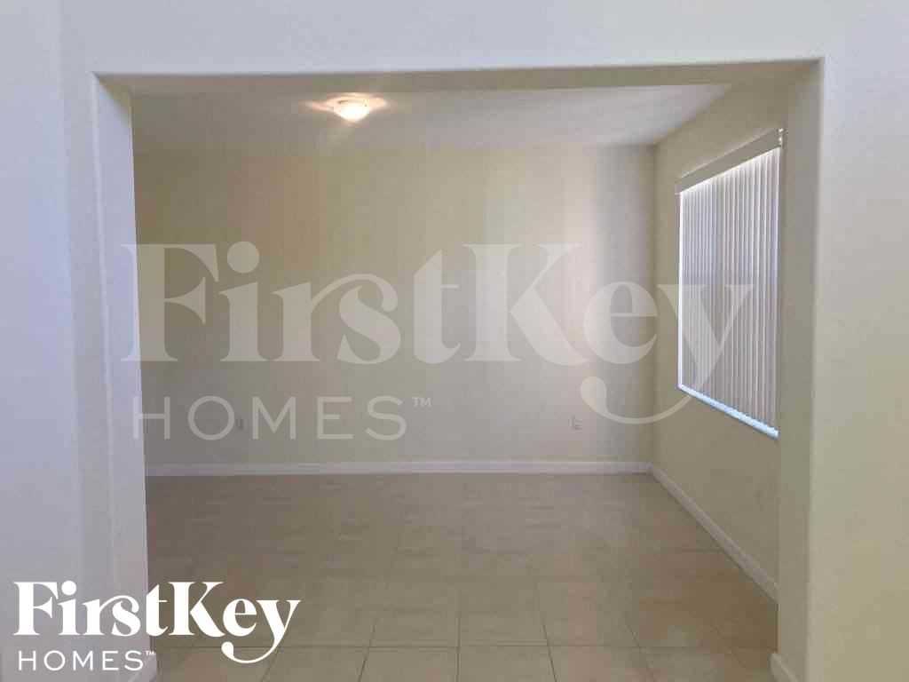 11912 Solana Rd - Photo 3 of 23