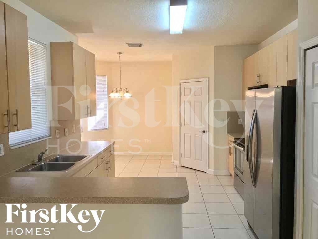 11912 Solana Rd - Photo 6 of 23