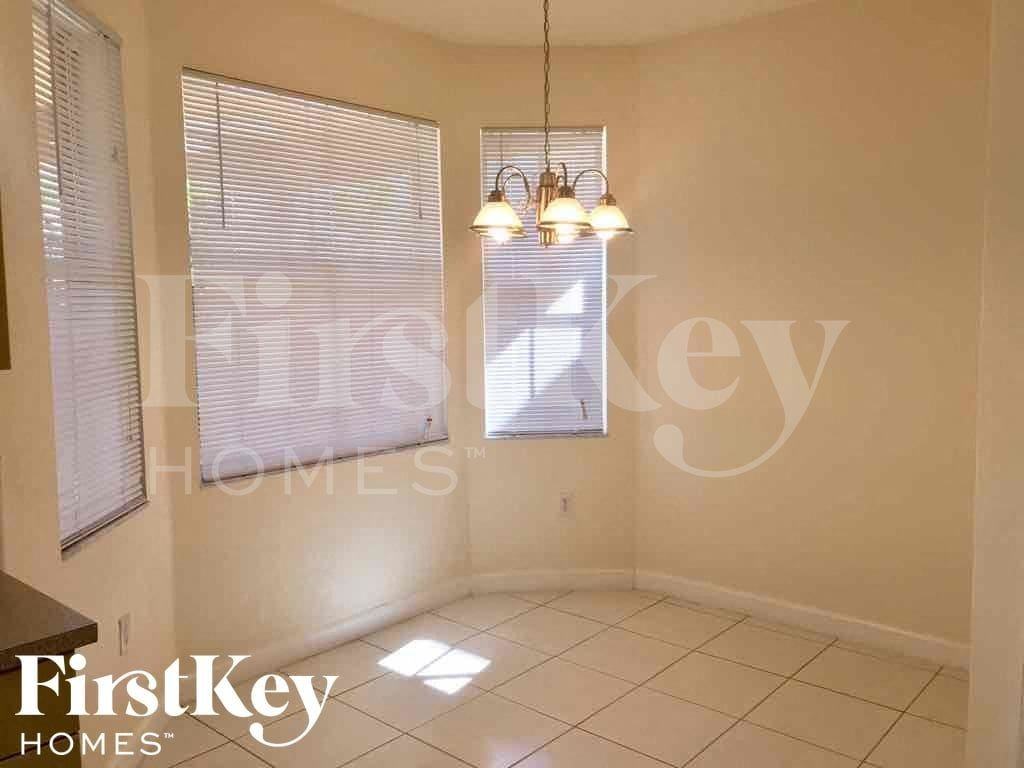 11912 Solana Rd - Photo 7 of 23