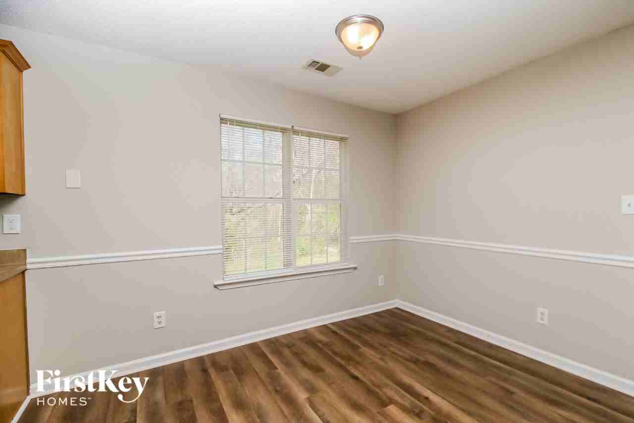 115 Kendall Ln - Photo 5 of 16