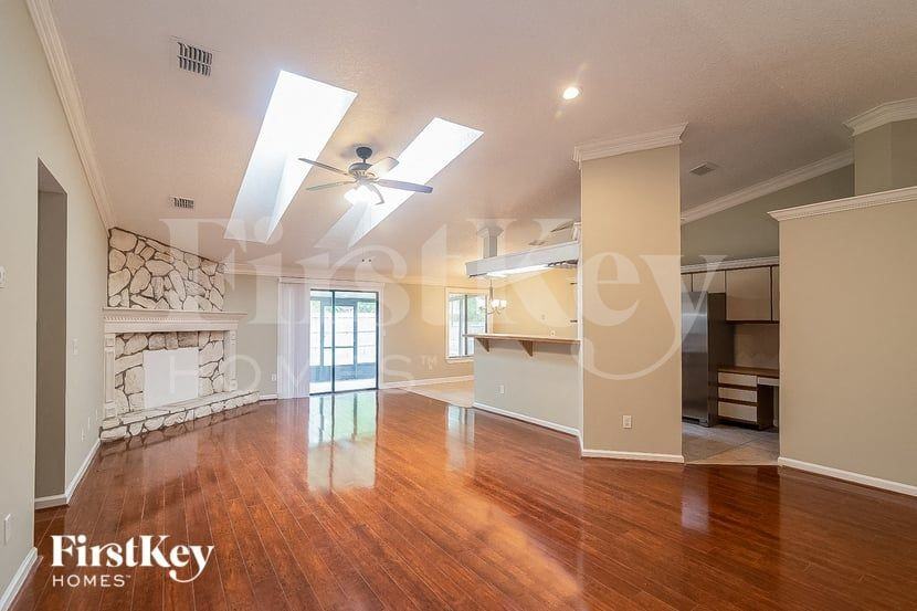 11064 Buggy Whip Dr - Photo 3 of 15