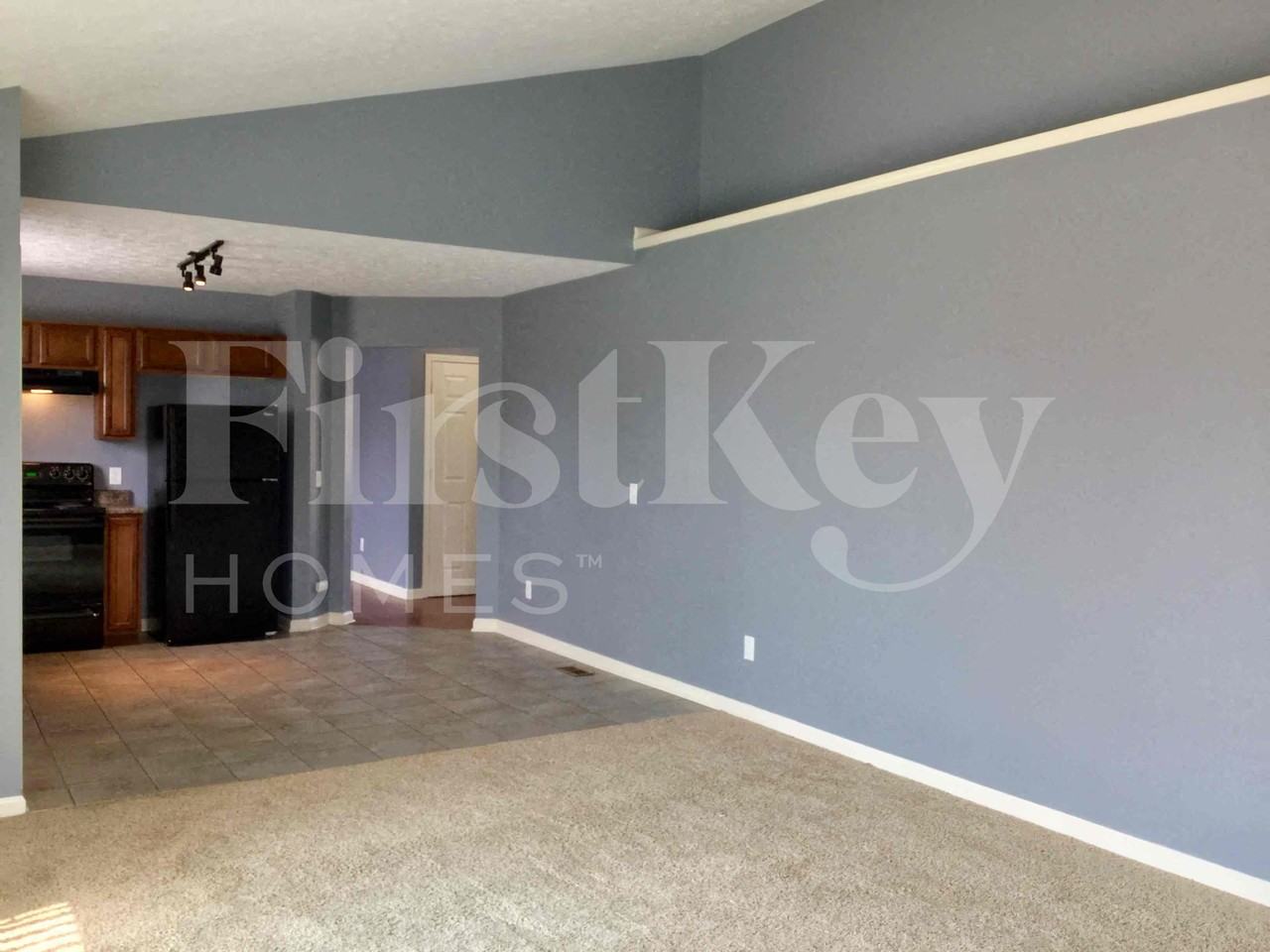 10703 Regis Ct - Photo 4 of 19