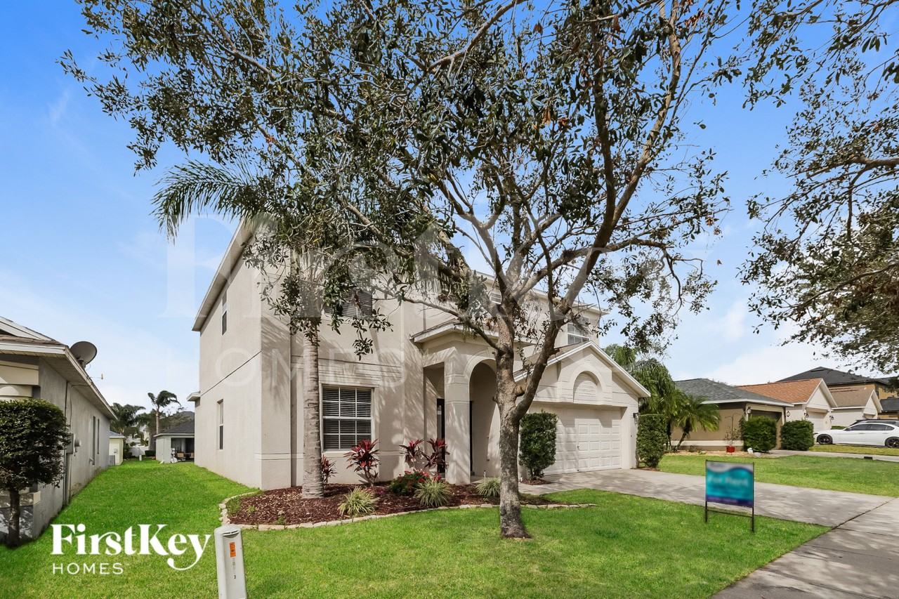 10614 Shady Branch Dr - Photo 2 of 16