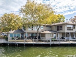 featured image of 100 Bayou Pt