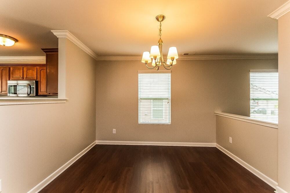 1120 Black Diamond Dr - Photo 4 of 15