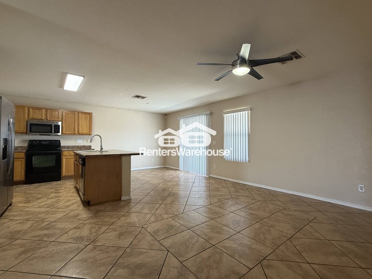 2607 S 71st Dr - Photo 6 of 17