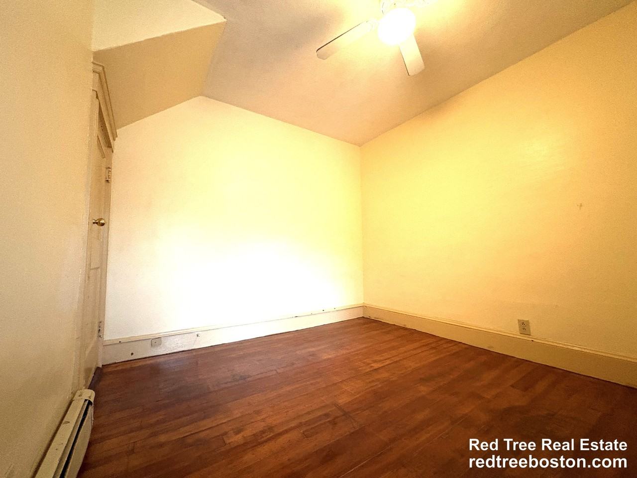 595 Fellsway W #1 - Photo 5 of 9