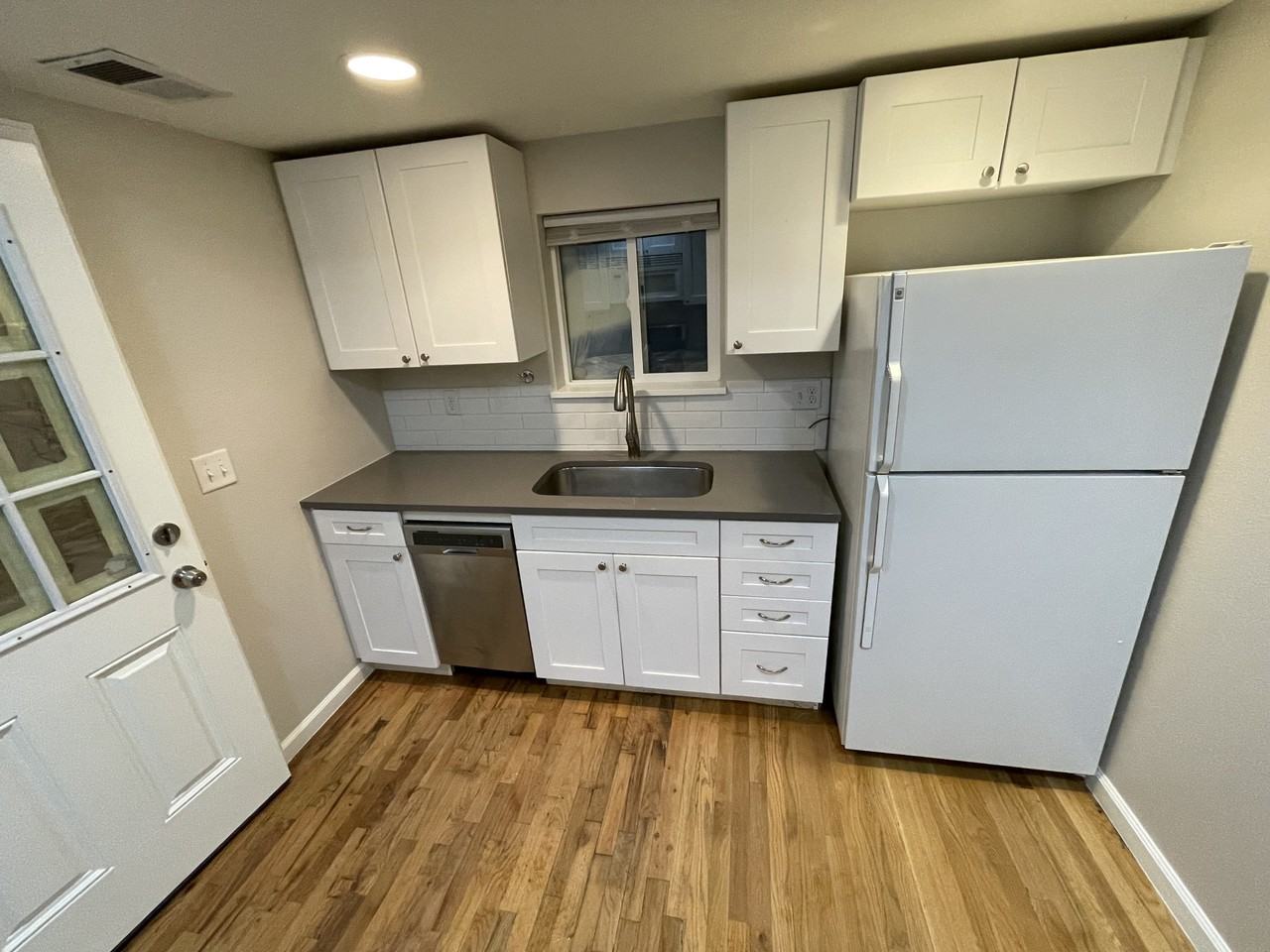 705 Cheesman St #715 - Photo 6 of 13