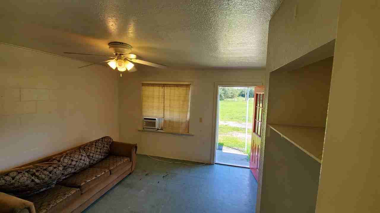 1002 Daniels St #5 - Photo 4 of 6