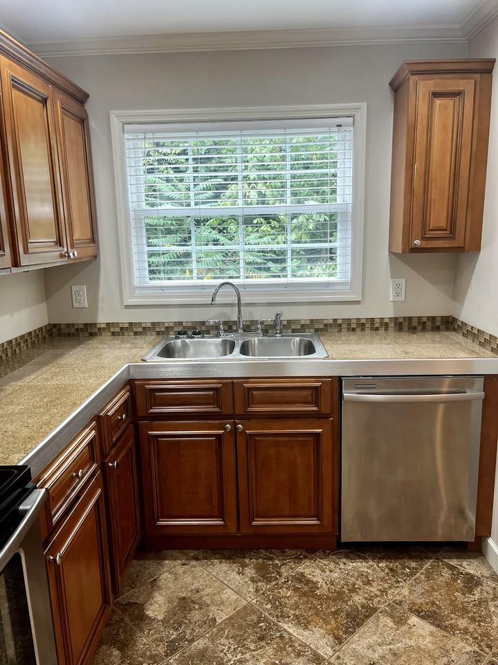 48 Nathan Rd #1 - Photo 3 of 10