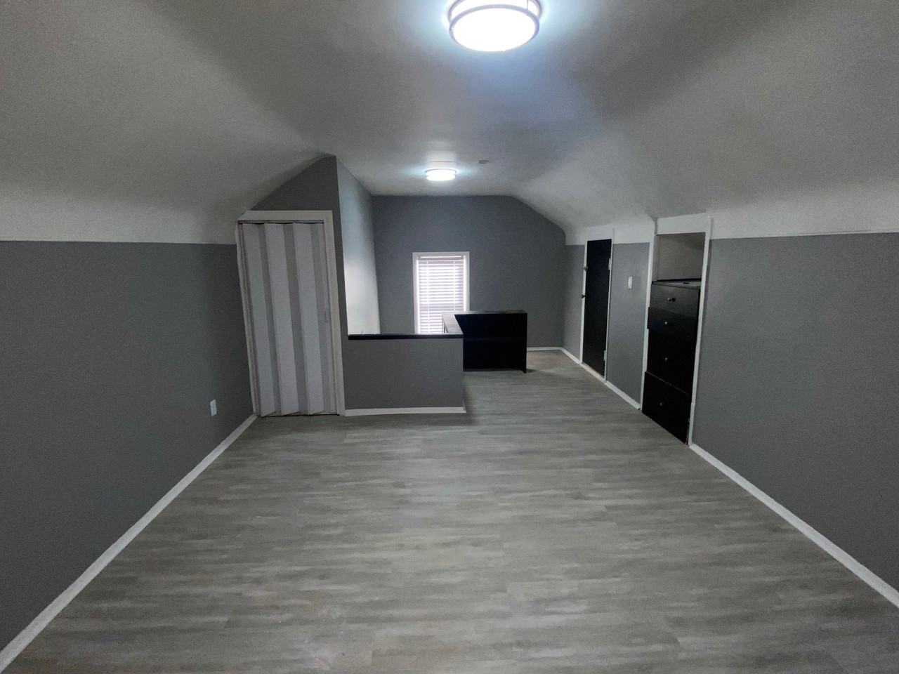 19480 Huntington Rd - Photo 3 of 8